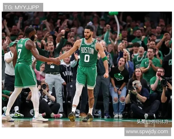 2008年NBA季后赛骑士与凯尔特人激战回顾与精彩瞬间分析