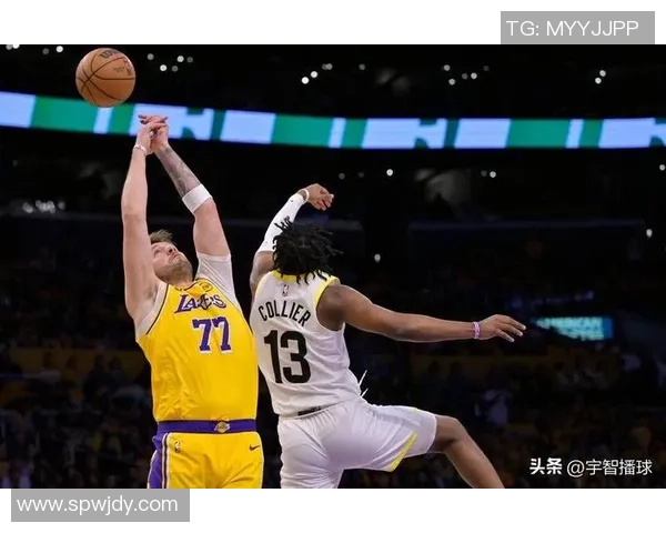 湖人队与爵士队2010年季后赛第三场精彩回顾与赛后分析