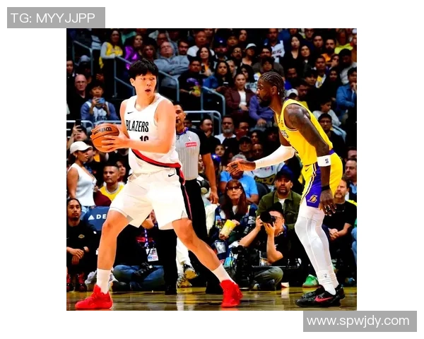 湖人对决开拓者西部决赛精彩回顾与赛季亮点分析